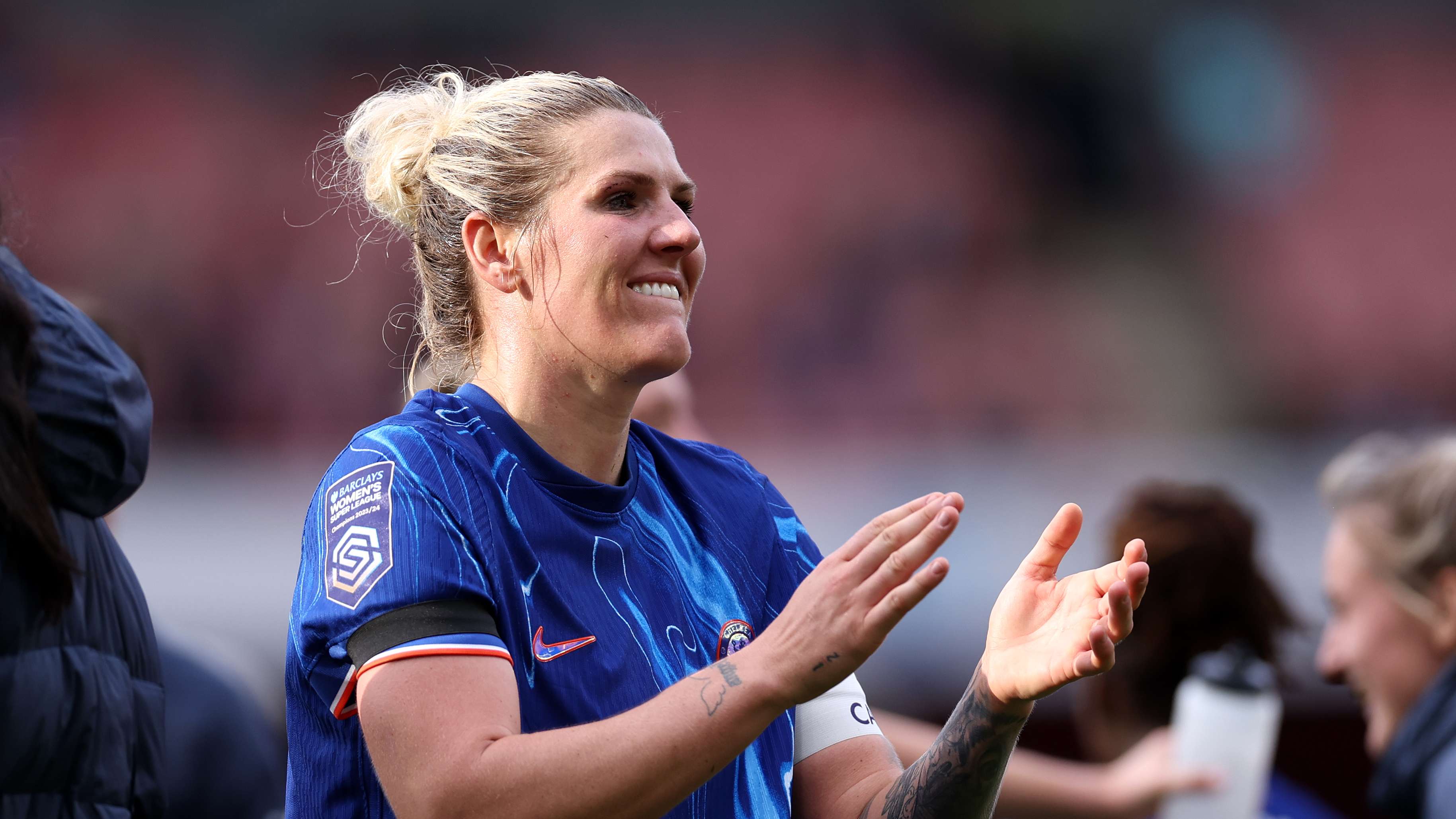 积极地进攻 积极地进攻